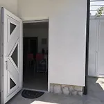 Maja דירה נייביצה