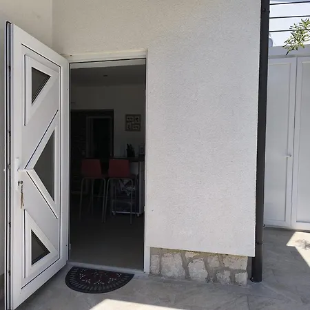 Maja Apartmán Njivice